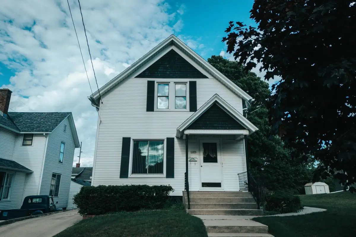 1405 S 13th STREET, Manitowoc, WI 54220 - #1