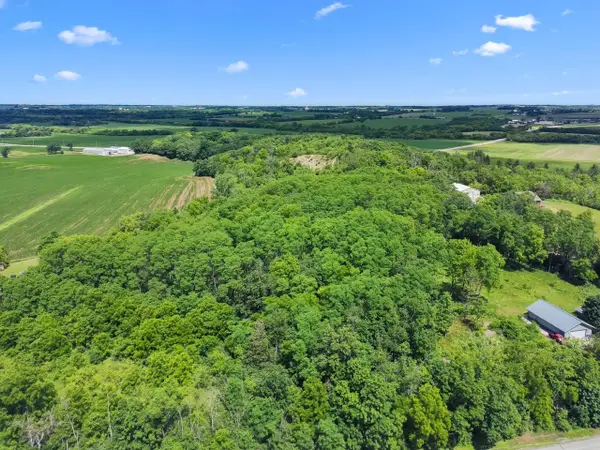 6304 SHERIDAN SPRINGS ROAD, Burlington, WI 53105