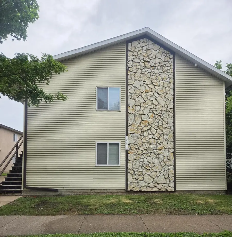 425 10th STREET N, La Crosse, WI 54601 - #2
