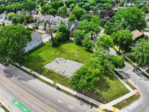 66 W BELOIT ROAD, West Allis, WI 53219
