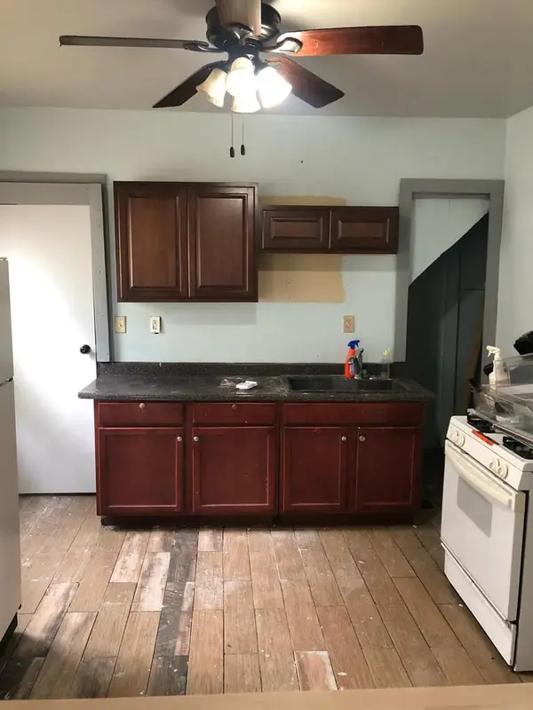 3333 N 9th STREET, Milwaukee, WI 53206