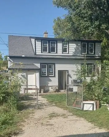 5921 N 37th STREET, Milwaukee, WI 53209