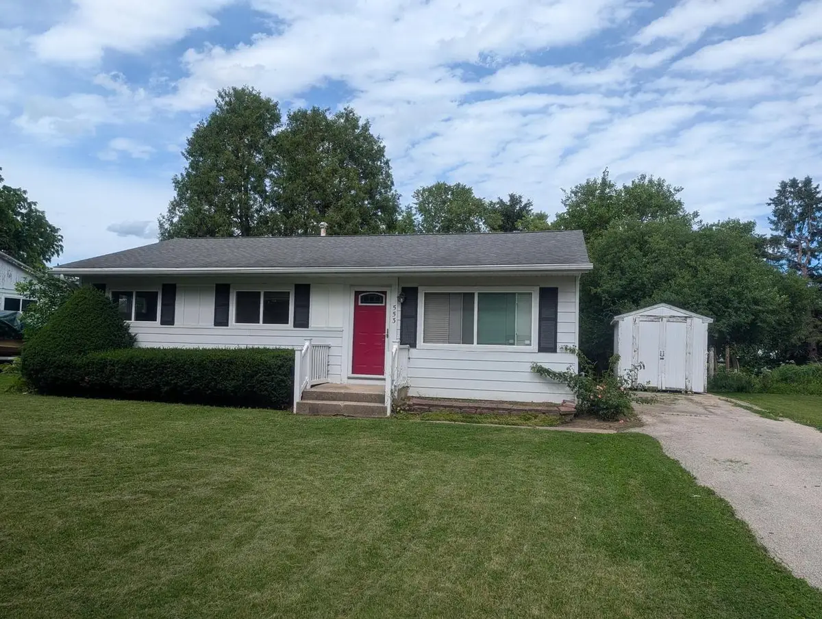 553 Park AVENUE, Delavan, WI 53115 - #1