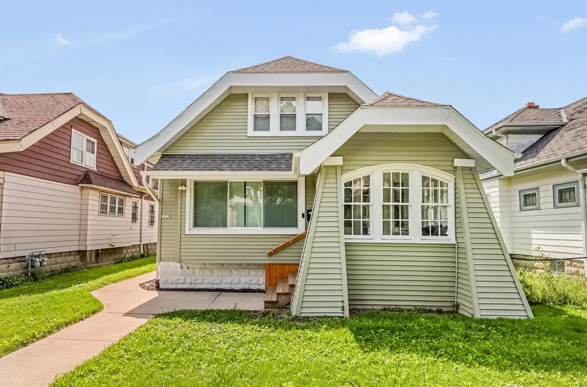 3713 N 15th STREET, Milwaukee, WI 53206 - #1