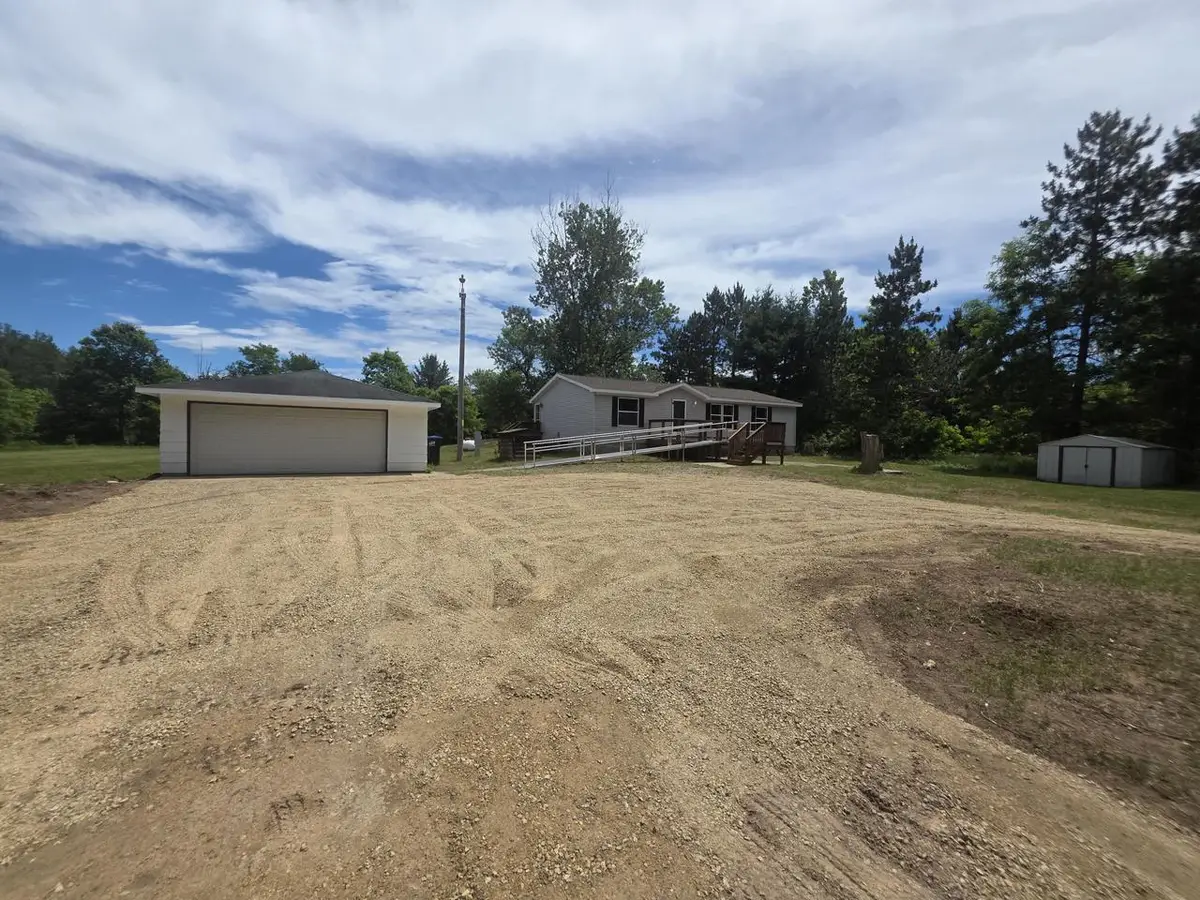 3060 15th AVENUE, Wisconsin Dells, WI 53965 - #1