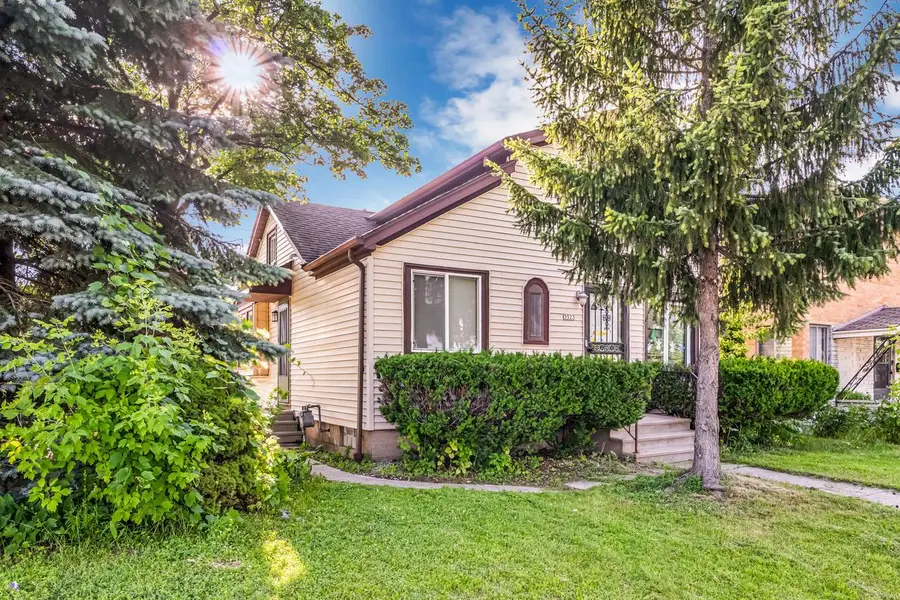3523 N 76th STREET, Milwaukee, WI 53222 - #3