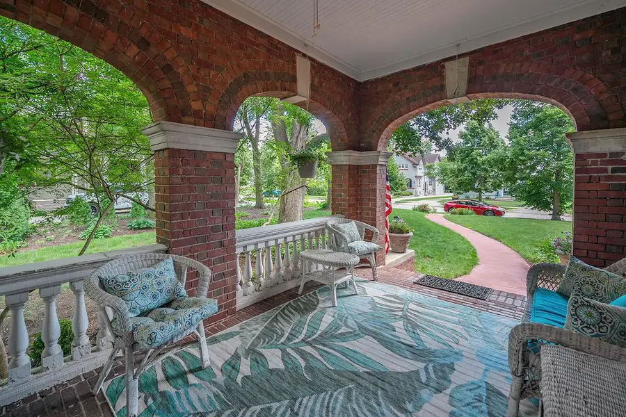 8000 Warren AVENUE, Wauwatosa, WI 53213 - #3