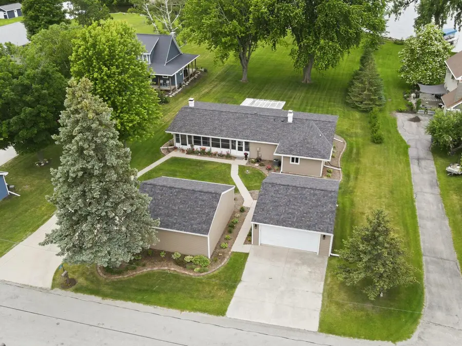 6121 Black Wolf Point ROAD, Oshkosh, WI 54902 - #2