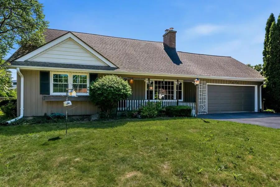 7873 N Edgeworth DRIVE, Milwaukee, WI 53223 - #3