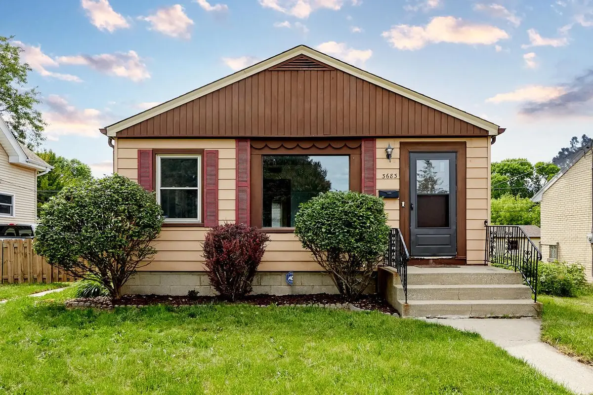 3683 S Clement AVENUE, Milwaukee, WI 53207 - #1