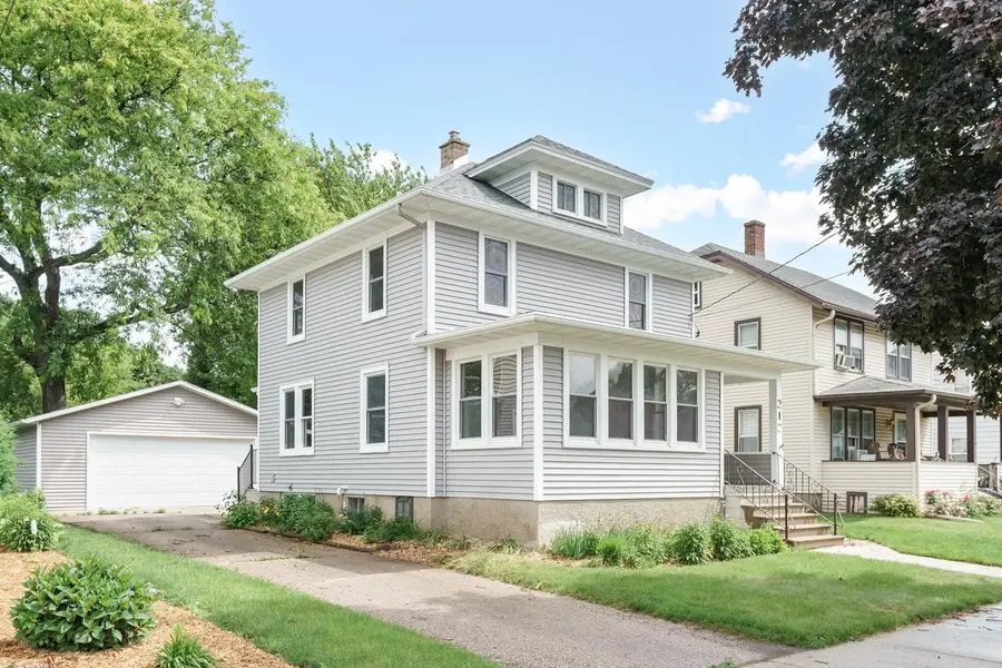 212 James STREET, Beaver Dam, WI 53916 - #2