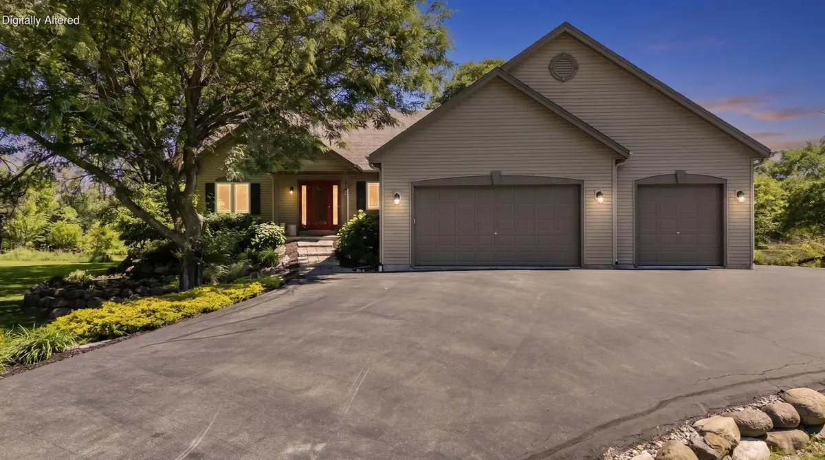 21604 W Bonnie LANE, Lannon, WI 53046 - #1