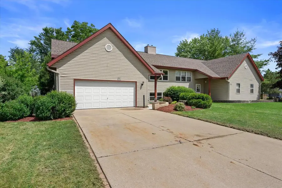 W245N6566 Bowling Green STREET, Sussex, WI 53089 - #3