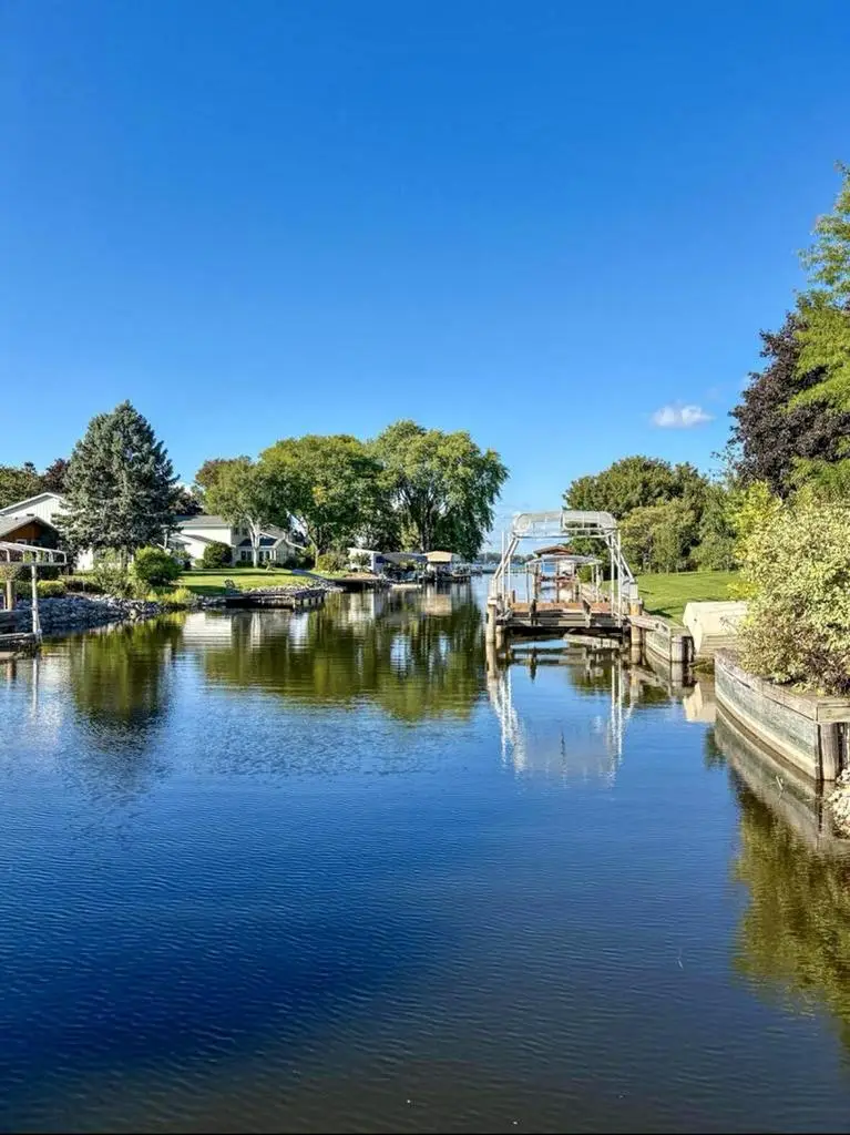 1935 Cliffview COURT, Oshkosh, WI 54901 - #2