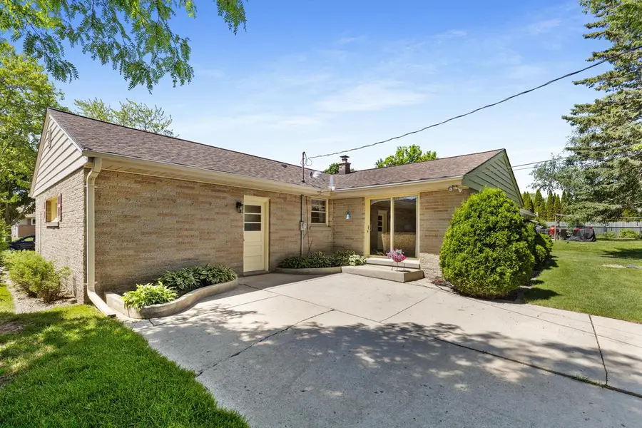 218 E Pierron STREET, Port Washington, WI 53074 - #2