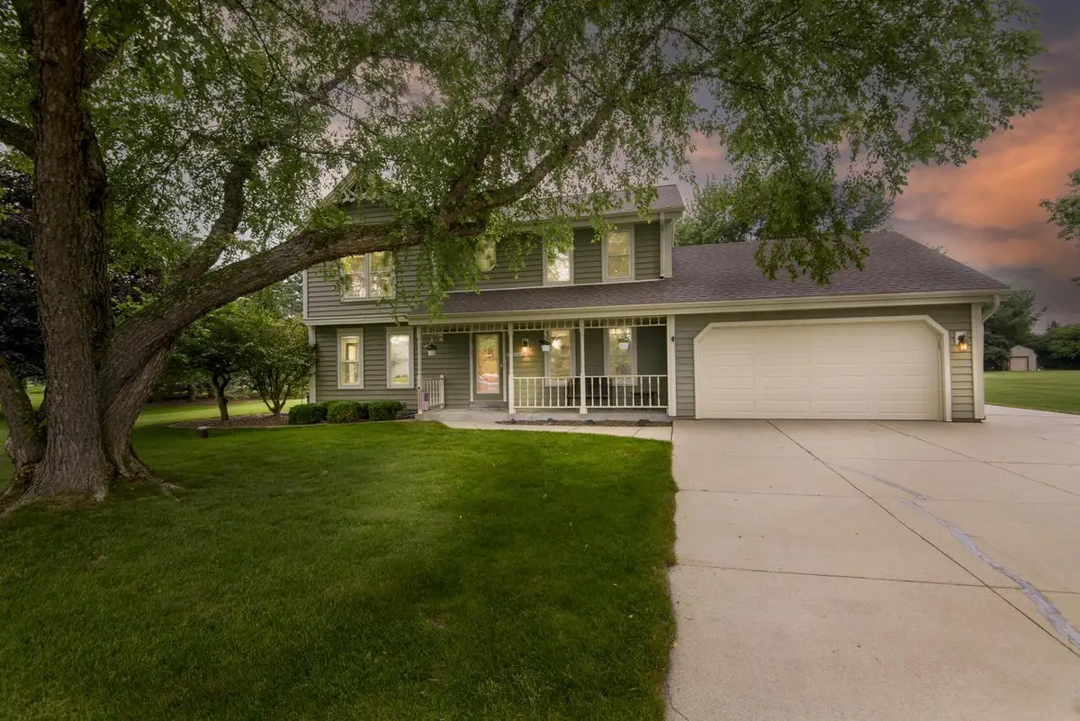 N75W28050 Schmidt LANE, Hartland, WI 53029 - #1