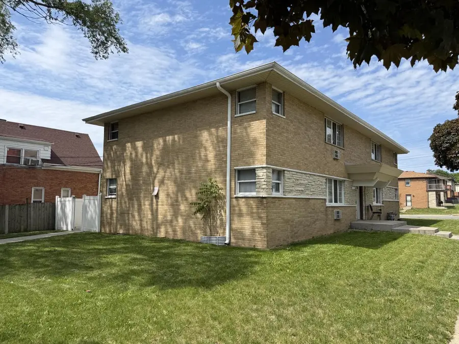 6333 W Florist AVENUE, Milwaukee, WI 53218 - #2