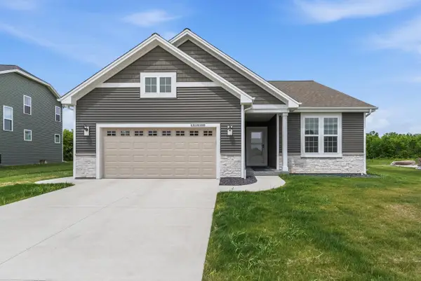 N161W21868 Daisy DRIVE, Jackson, WI 53037