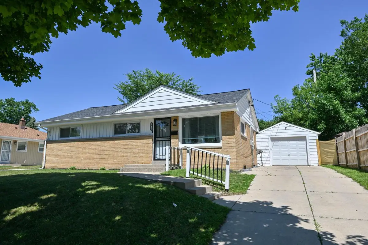 6476 N 84th STREET, Milwaukee, WI 53224 - #1