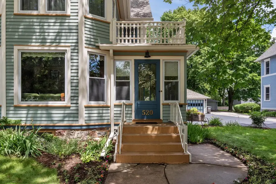 520 W Wisconsin AVENUE, Oconomowoc, WI 53066 - #3