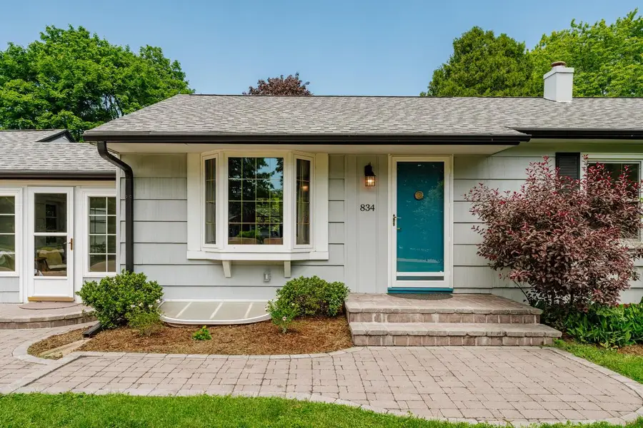 834 E Glencoe PLACE, Bayside, WI 53217 - #2