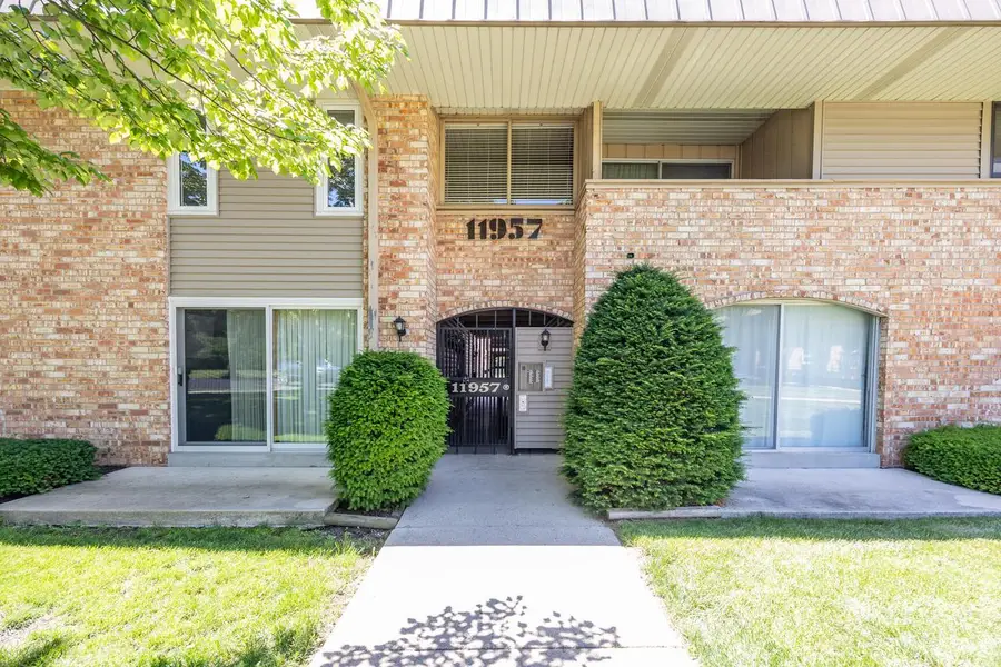 11957 W Appleton AVENUE #9, Milwaukee, WI 53224 - #2