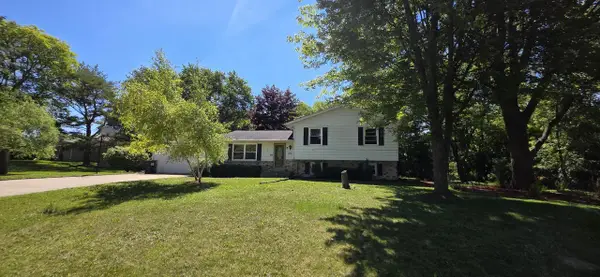 N50W14473 Fairmount AVENUE, Menomonee Falls, WI 53051