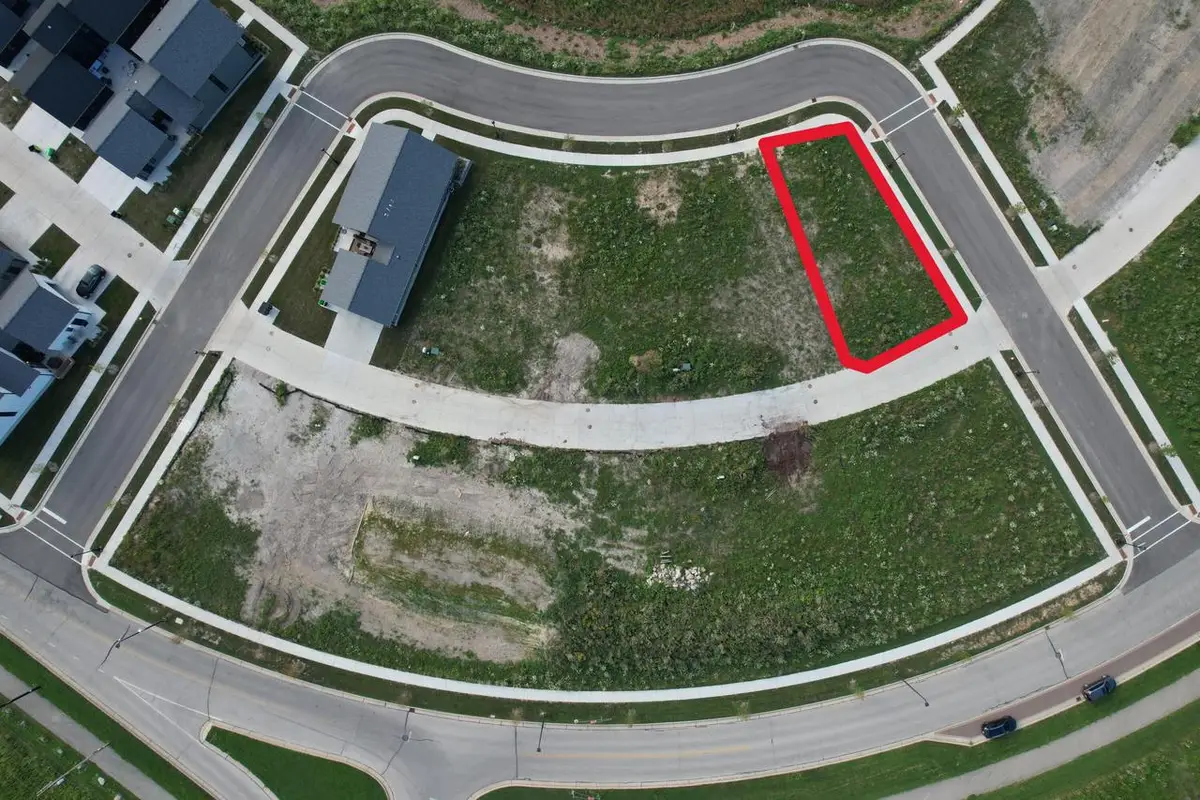 9437 S CYPRESS PLACE, Oak Creek, WI 53154 - #1
