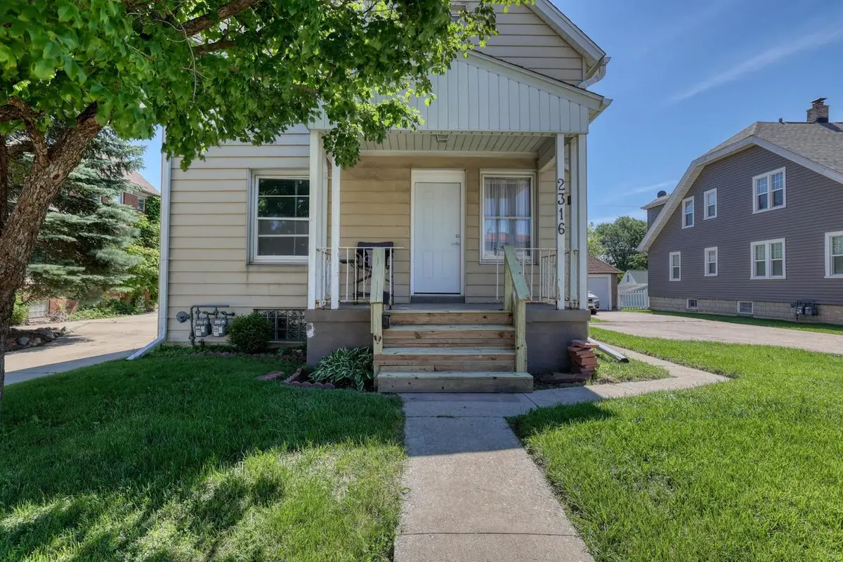 2316 S 84th STREET, West Allis, WI 53227 - #1