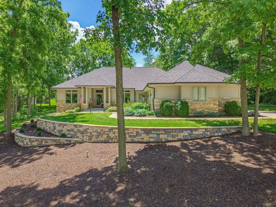 N77W23829 Sun Valley RUN, Sussex, WI 53089 - #3