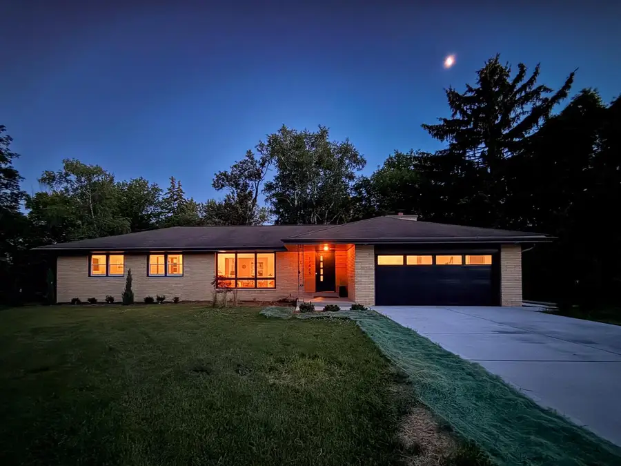 17865 Windemere ROAD, Brookfield, WI 53045 - #2