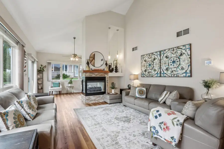 14048 W Waters Edge TRAIL, New Berlin, WI 53151 - #2