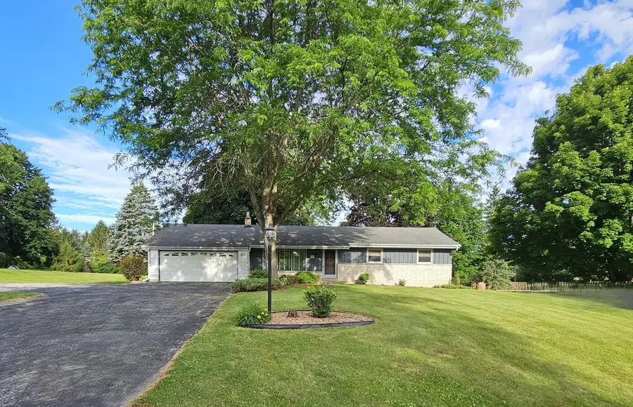 W225N8303 Longview DRIVE, Lisbon, WI 53089 - #2