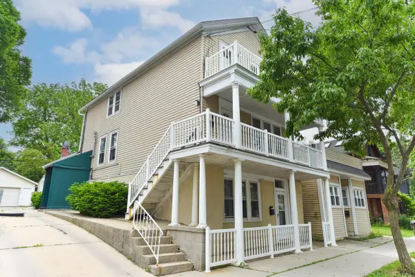 1816 N Arlington PLACE, Milwaukee, WI 53202