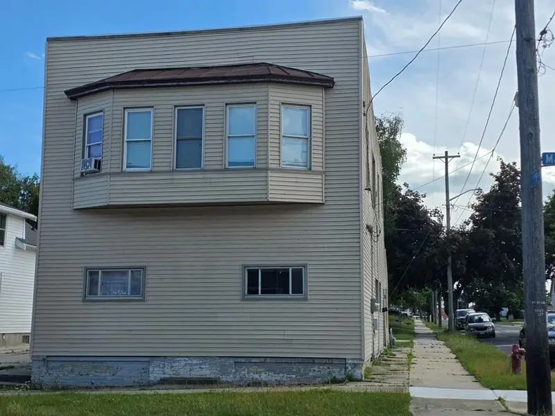 1305 S 15th STREET #1305, Manitowoc, WI 54220 - #1