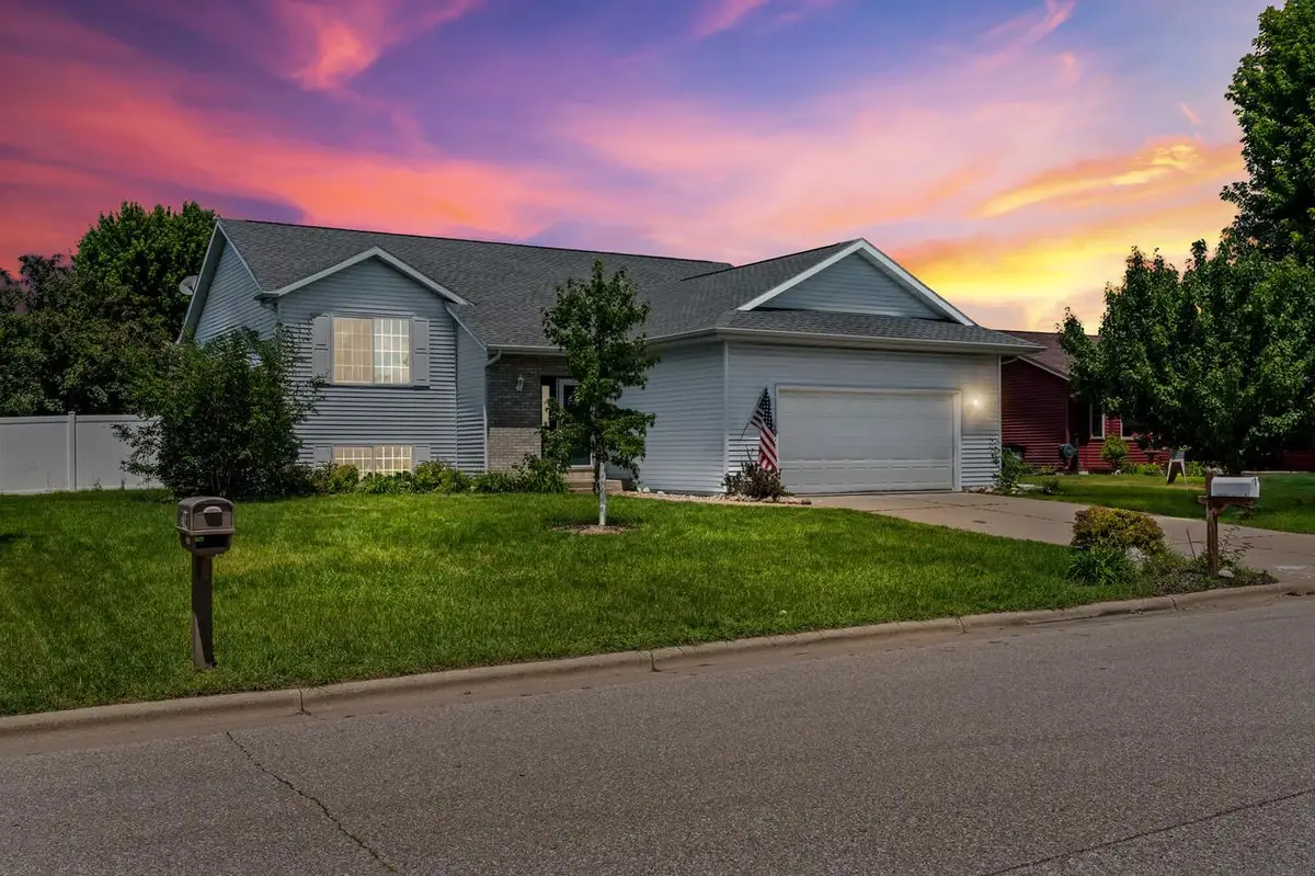 213 Kenneda STREET, Holmen, WI 54636 - #1