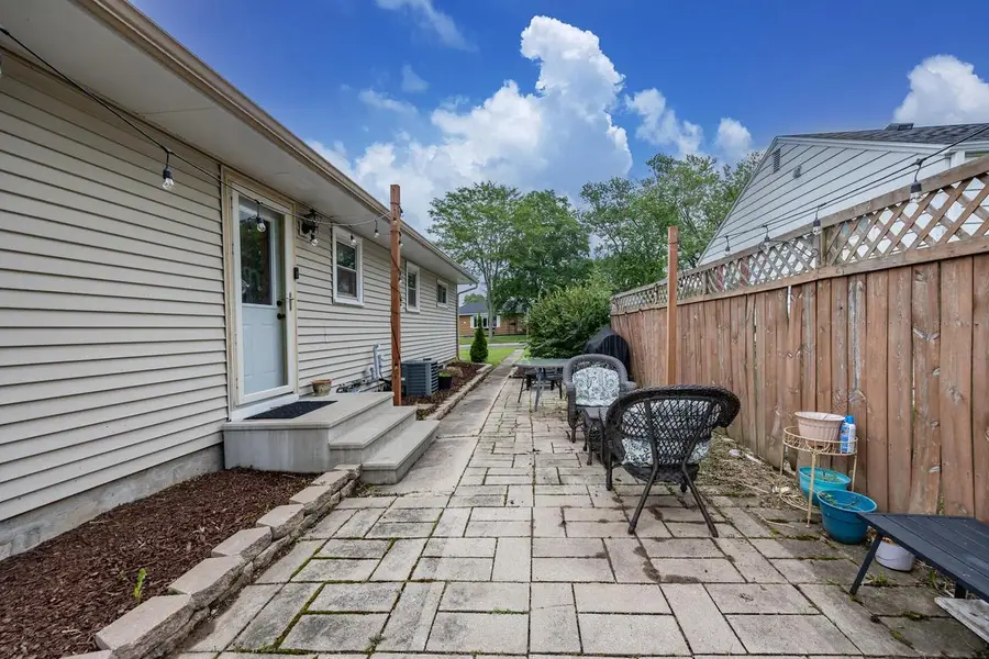 N84W16651 Ann AVENUE, Menomonee Falls, WI 53051 - #2