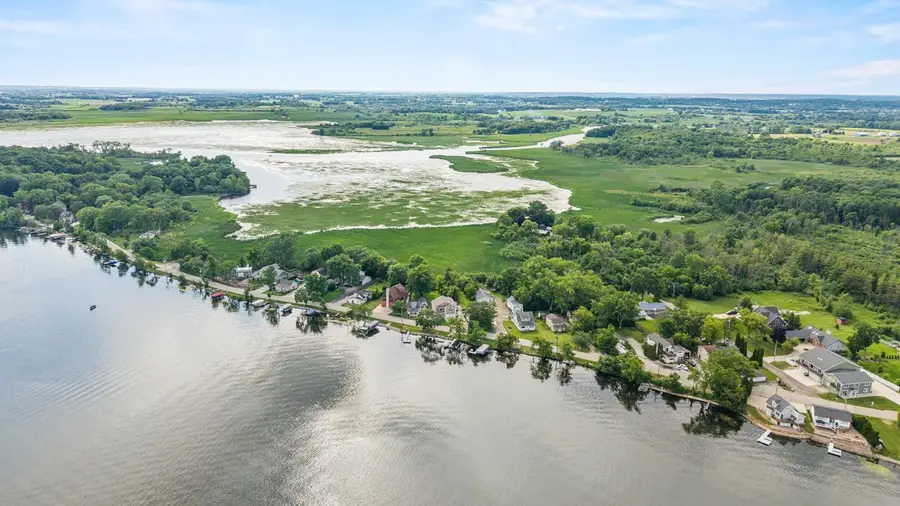 7110 N Tichigan ROAD, Waterford, WI 53185 - #2