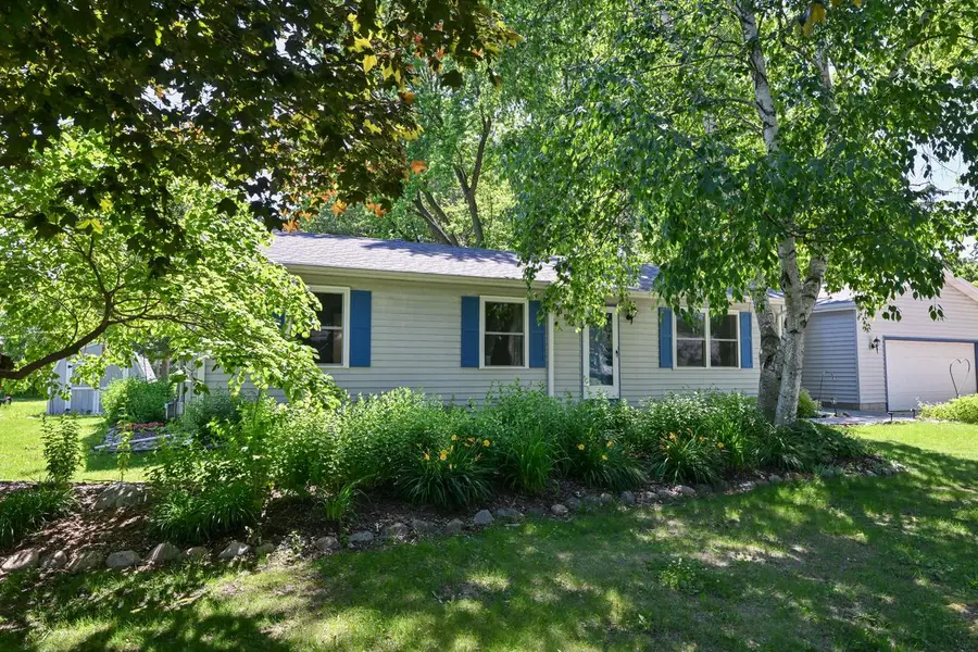 N880 Center STREET, Ixonia, WI 53036 - #2