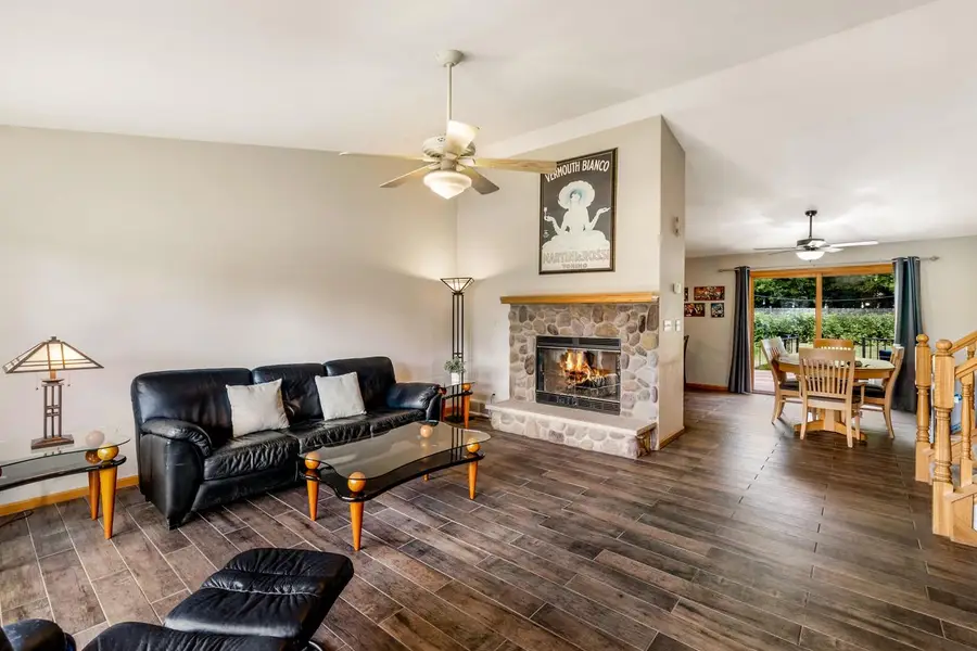 N50W14230 Fairmount AVENUE, Menomonee Falls, WI 53051 - #3
