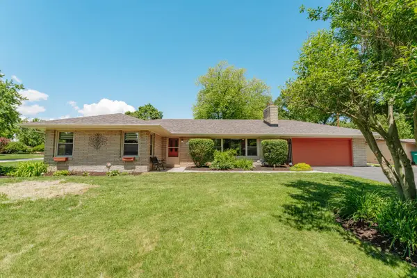 N68W15240 Prudence DRIVE, Menomonee Falls, WI 53051