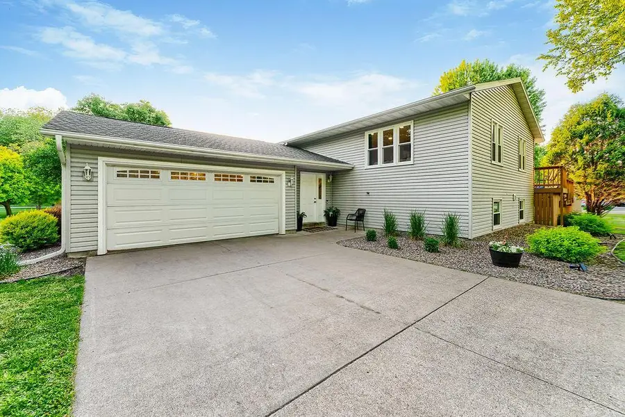 N5273 Clover COURT, Onalaska, WI 54650 - #2