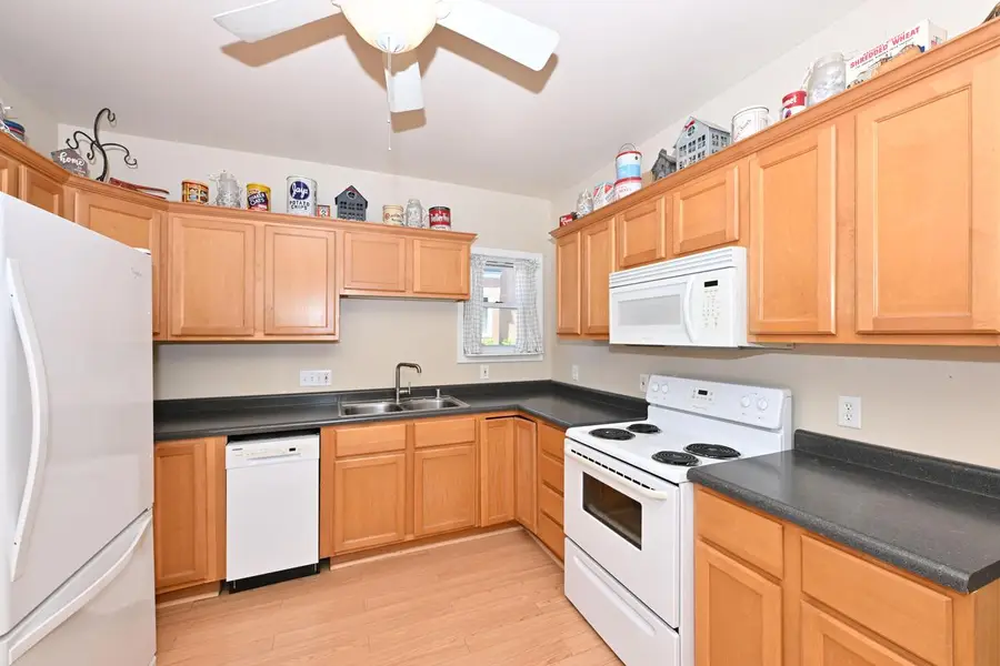 215 W Chestnut STREET, Port Washington, WI 53074 - #3