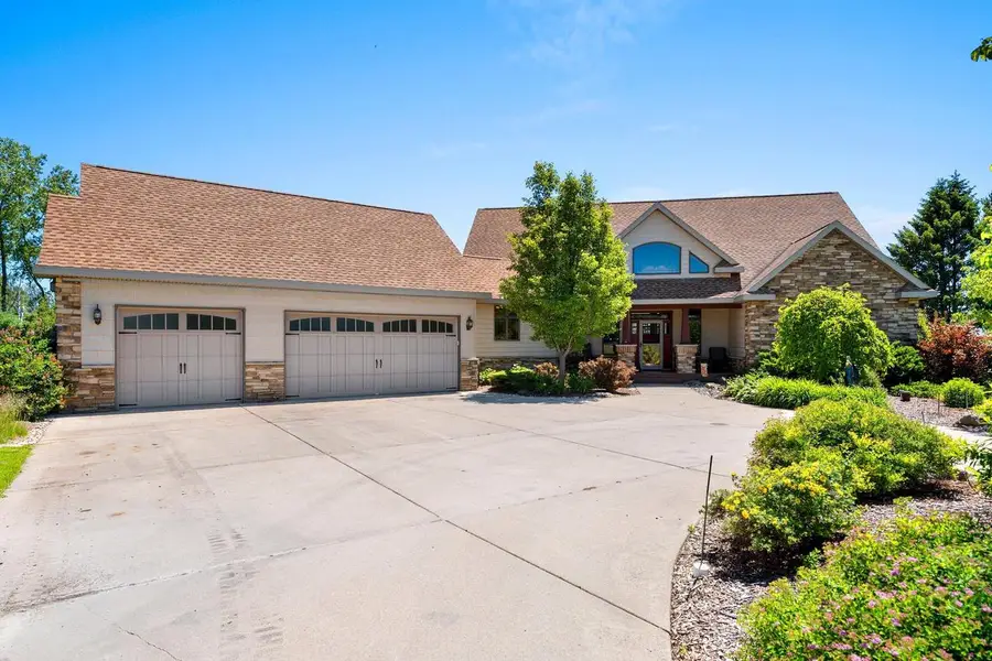 5317 S 10th STREET, Manitowoc, WI 54220 - #2