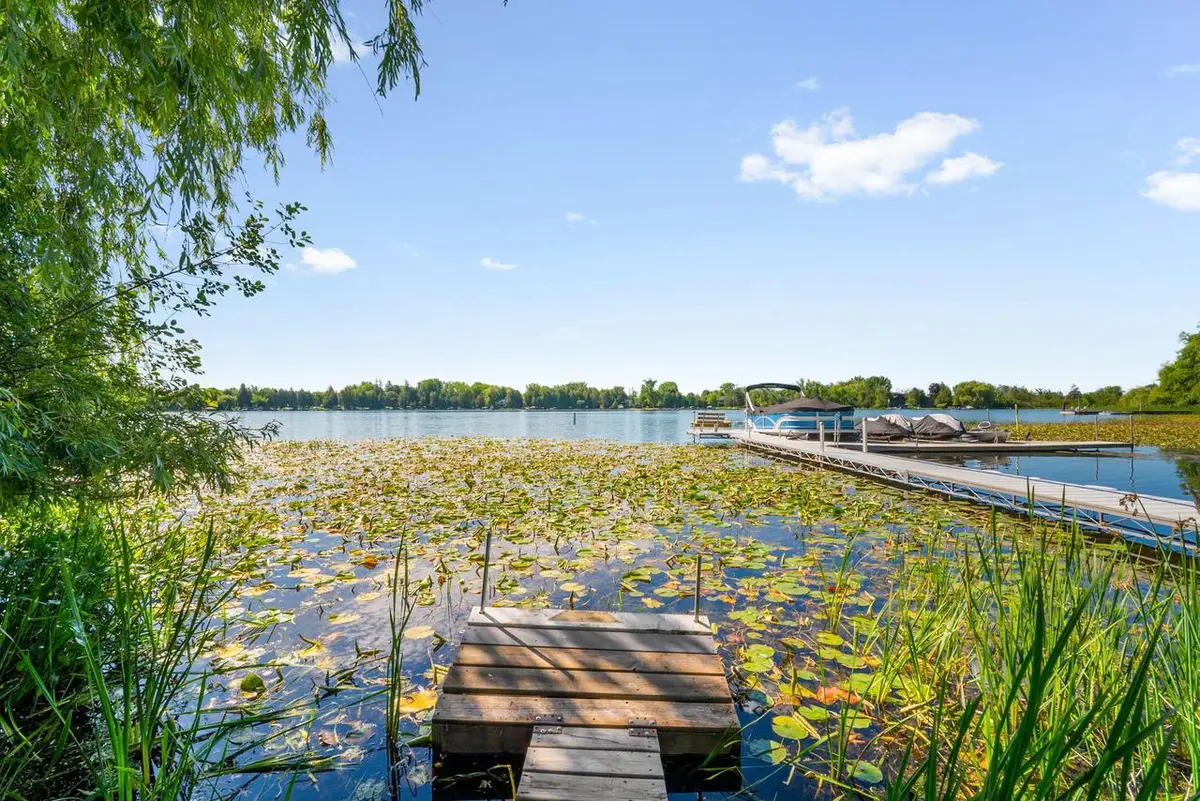 1395 Lakeview ROAD, West Bend, WI 53090 - #1
