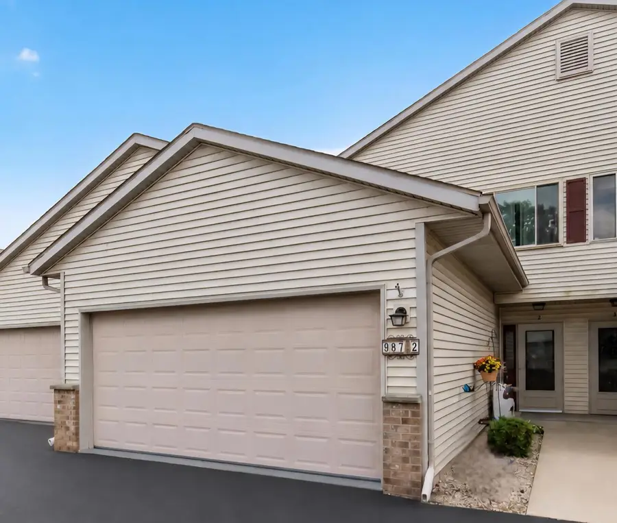 987 Roseland DRIVE ##2, Kewaskum, WI 53040 - #2