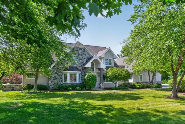 1475 Cedarton PARKWAY, Grafton, WI 53024