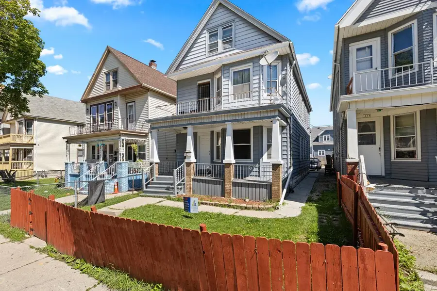 1822 W Rogers STREET, Milwaukee, WI 53204 - #2
