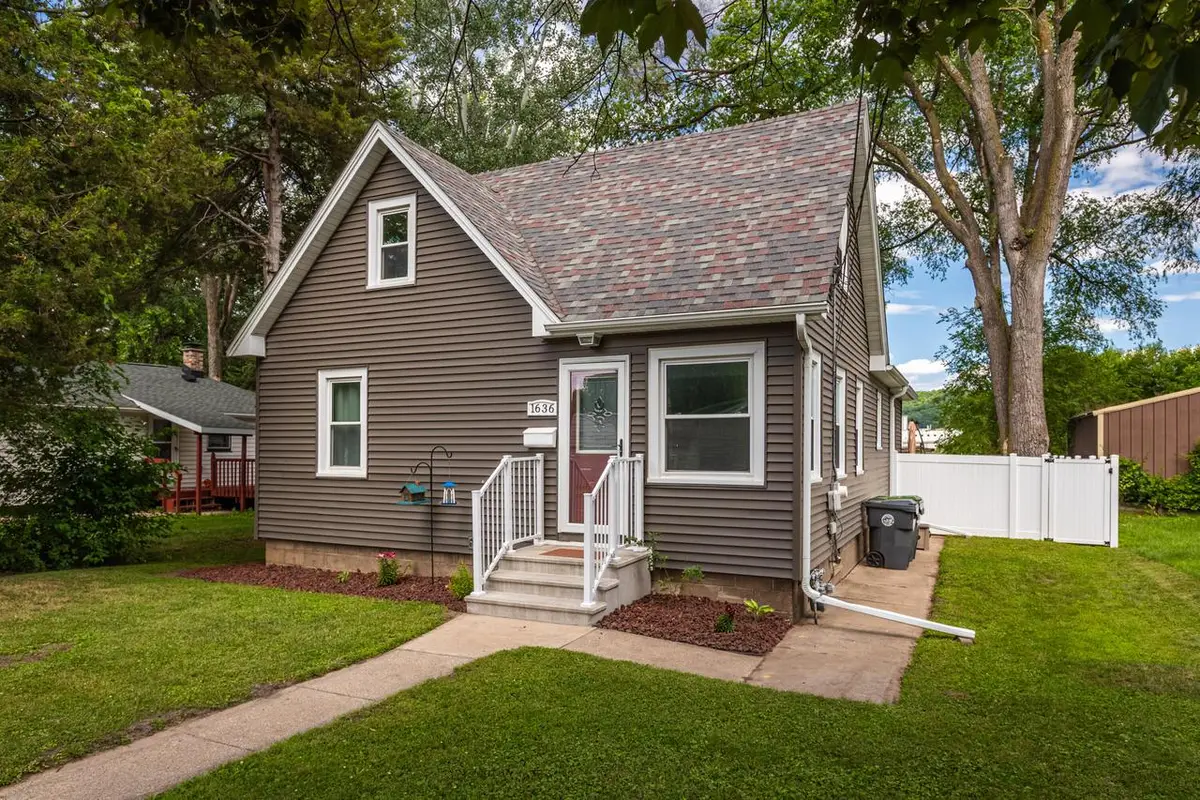 1636 Onalaska AVENUE, La Crosse, WI 54603 - #1