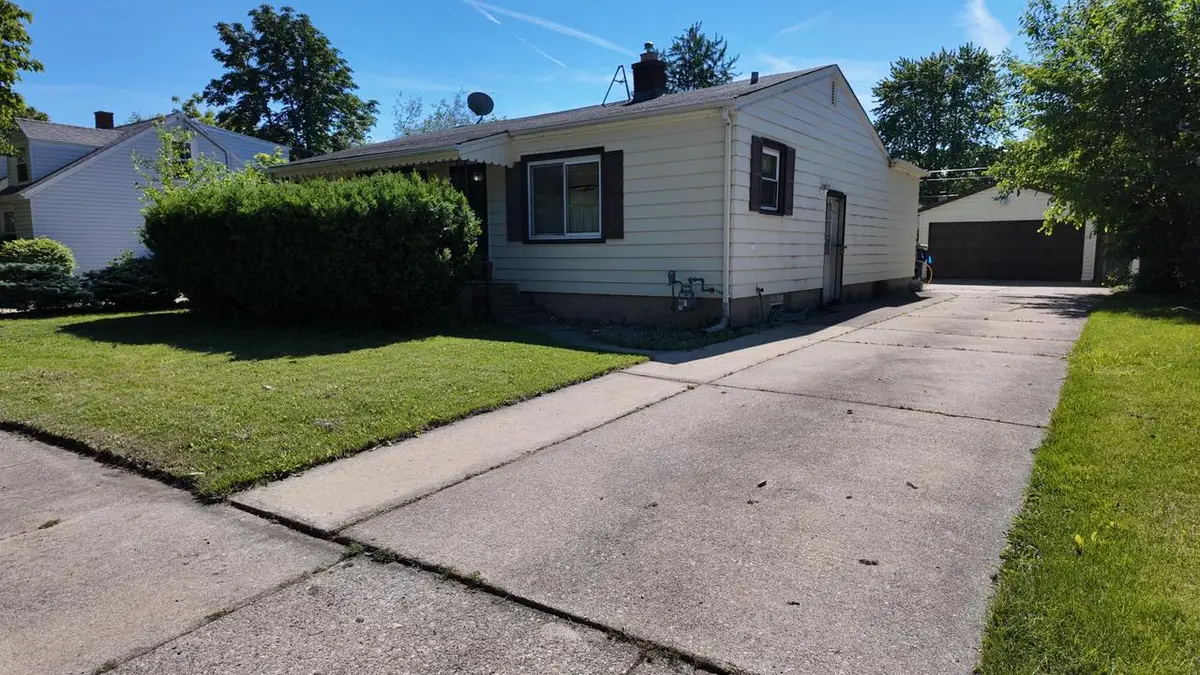 3424 4th AVENUE, Racine, WI 53402 - #1